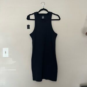 Aritzia TNA Fitted Dress — Size L